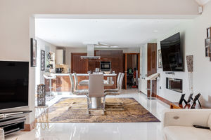 Photo 13- click for photo gallery